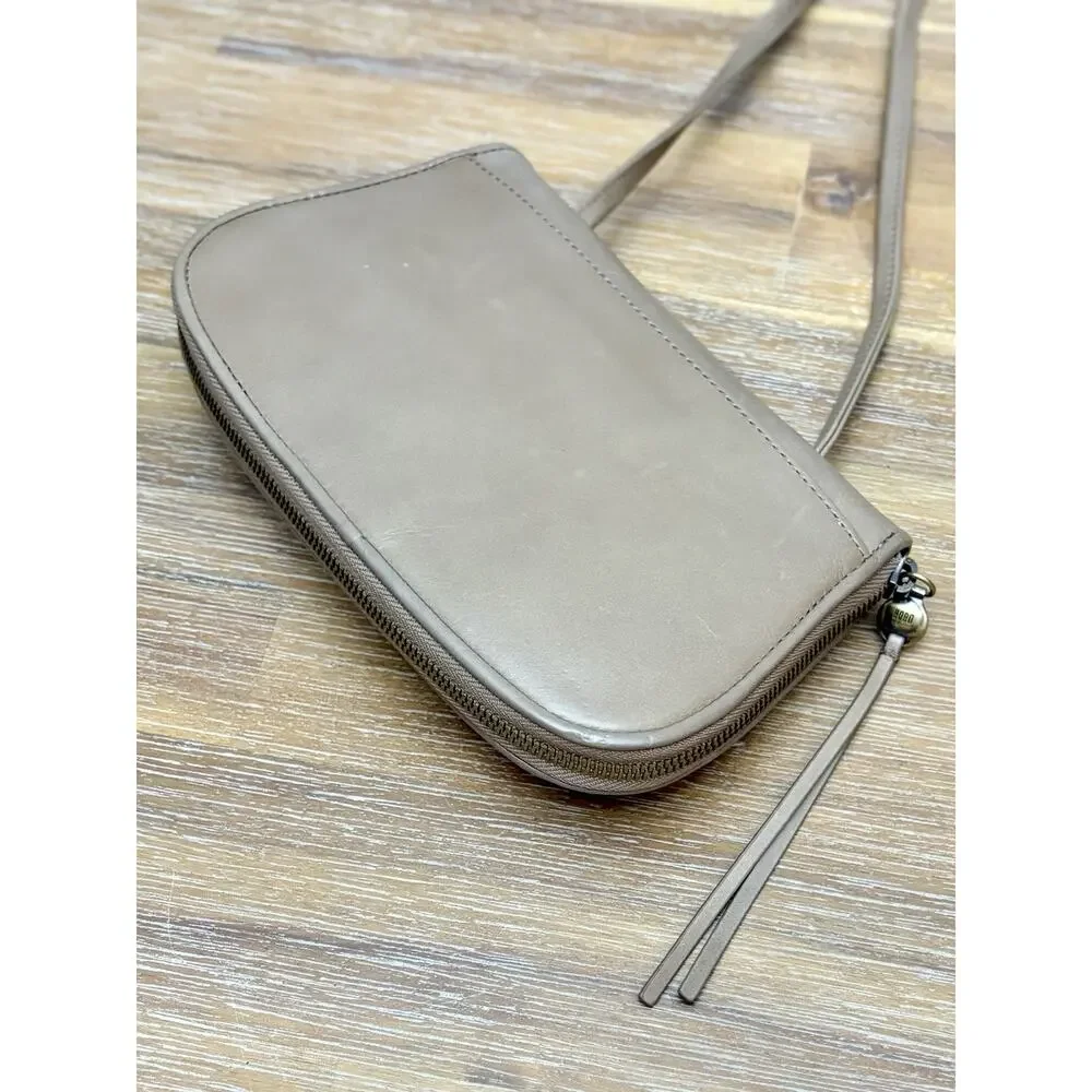 HOBO International Women’s Crossbody Bag Taupe (Cobblestone) Leather Purse